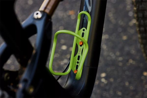 Wolf Tooth Morse Cage Ti Limited Edition Green