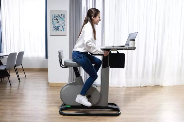 Acer Unveils the eKinekt Bike Desk at CES