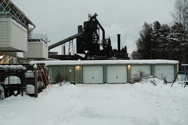 Såsom i en spegel: Stålverk 80