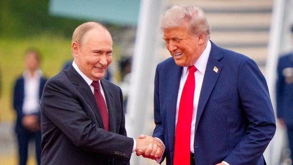 A Trump vs Putin Conspiracy Theory