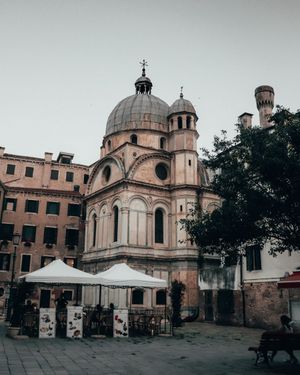 Customizing your brand and design settings