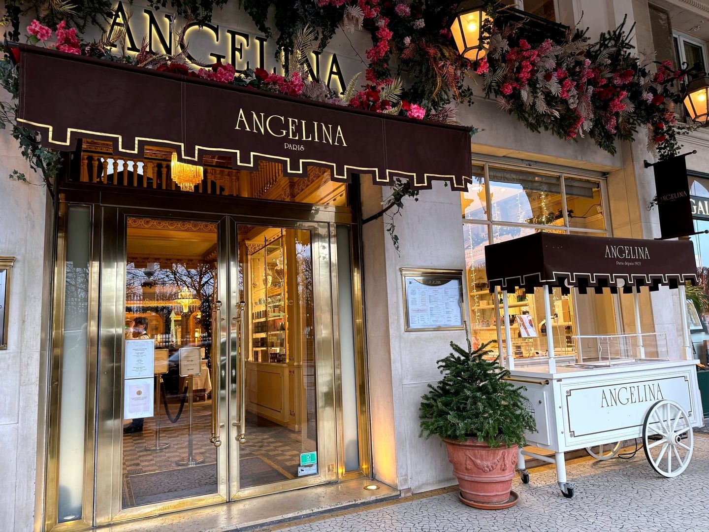 Paris | Breakfast at Angelina's