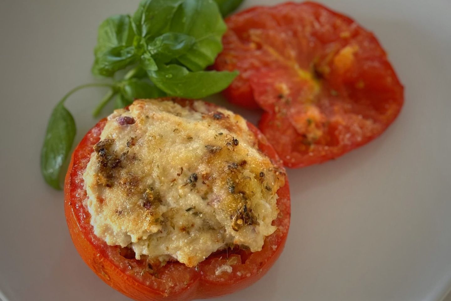 Stuffed tomatoes (Tomates Farcies) that taste like French Summer