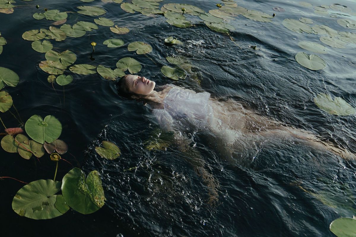 I Know the End. Post feature image