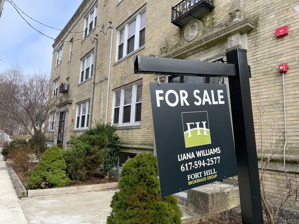 Report: Mass Latinos face significant housing challenges post image