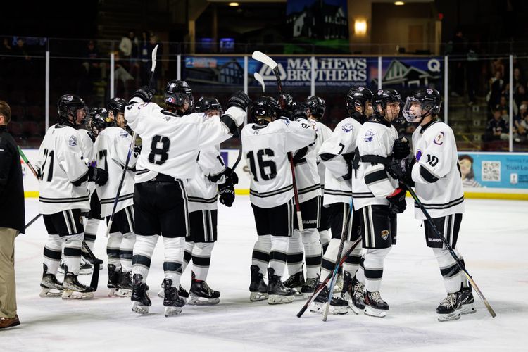 Cheverus/Yarmouth blanks Lewiston to reach first Class A state final