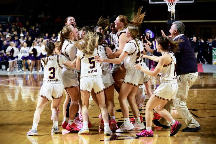 Cheverus digs out of 19-point hole, shocks Hampden Academy in OT to win state title