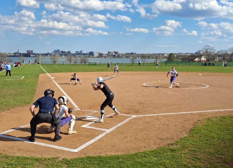 Cheverus shuts down Windham in rivals' first showdown