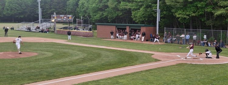 Gorham ends TA's win streak, extends its own in impressive fashion