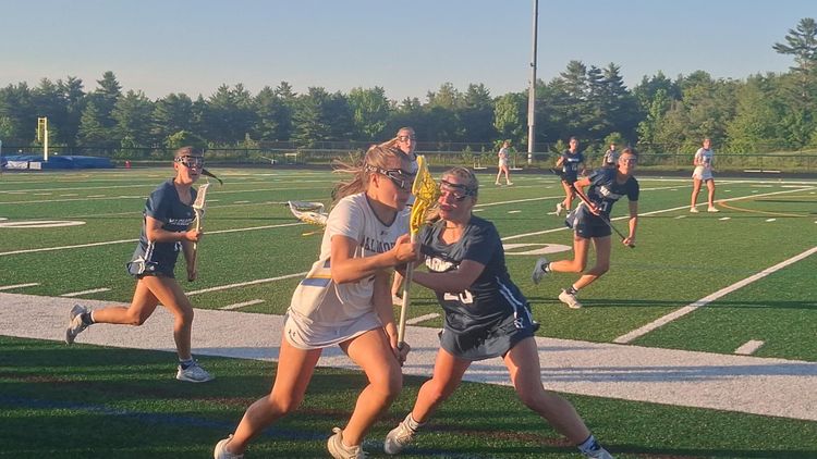 Falmouth girls hold off Yarmouth in thrilling finale