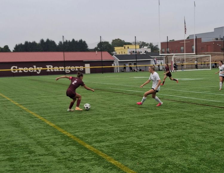 Yarmouth girls pull away to beat Greely, stay unbeaten