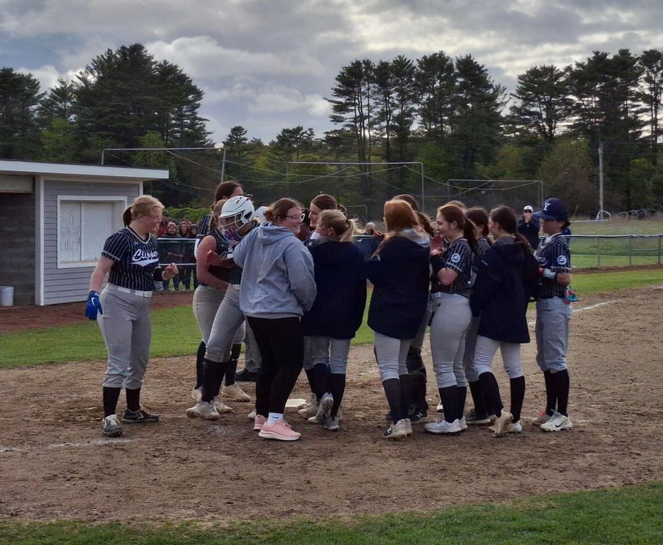 This time Yarmouth holds the lead, earns critical win at Greely