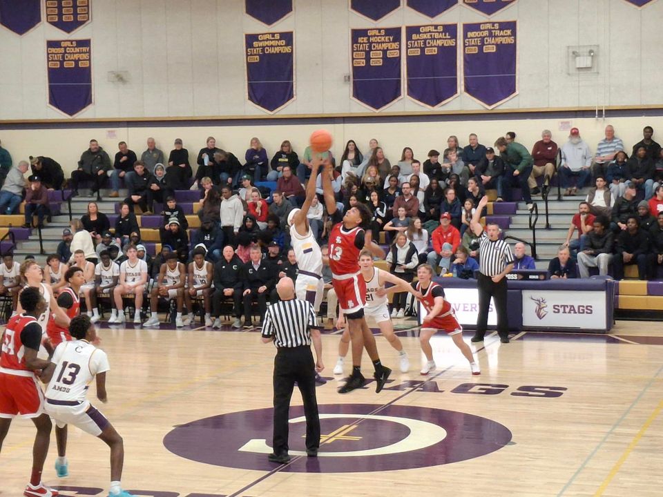 South Portland boys' fourth quarter rally stuns Cheverus