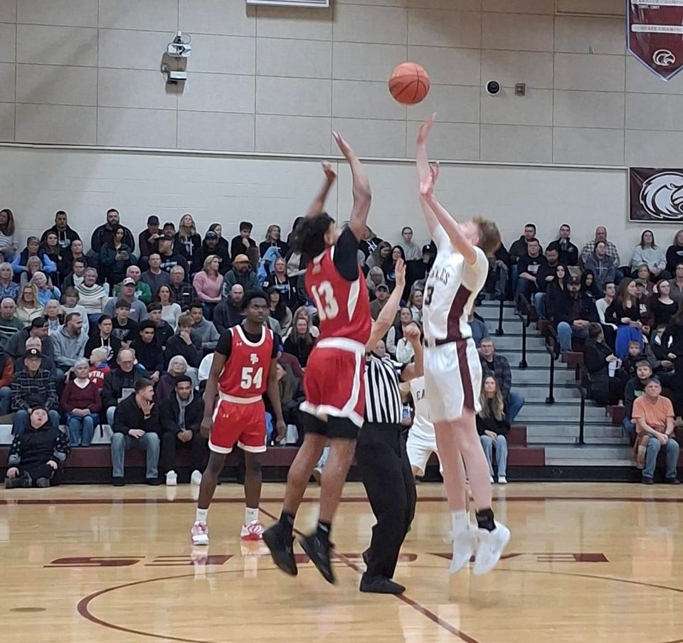 Round one goes to Windham after fourth quarter surge beats South Portland