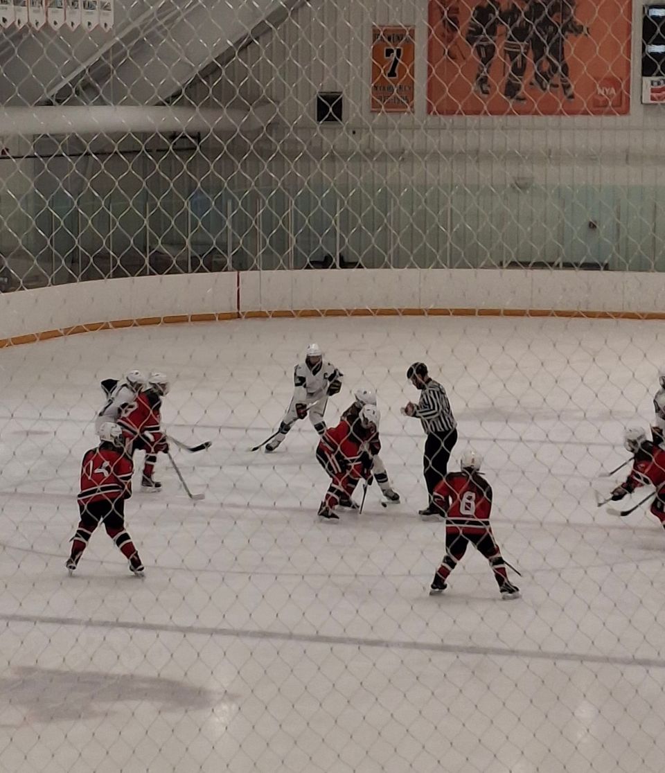 Red Hornets stymie Yarmouth/Freeport again