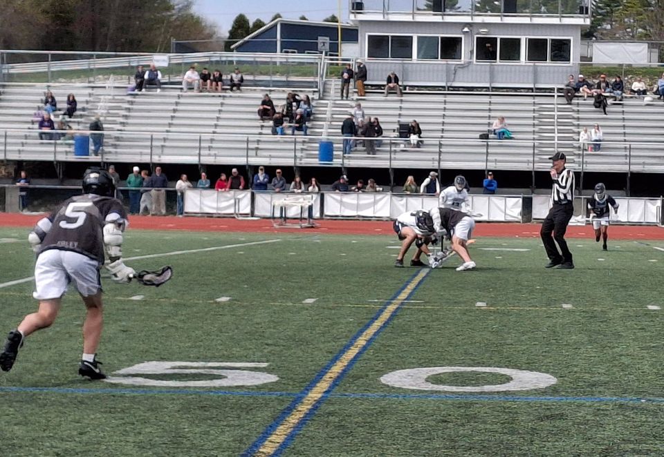 Yarmouth boys too explosive for Deering in Saturday matinee