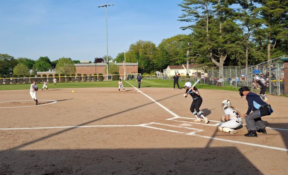 Gorham finally solves Windham thanks to huge sixth inning rally