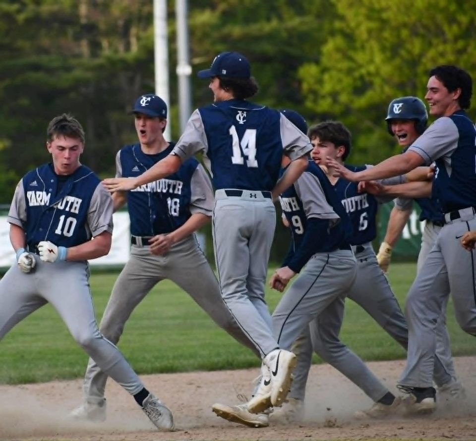 Yarmouth caps sensational week with walk-off win over Cape