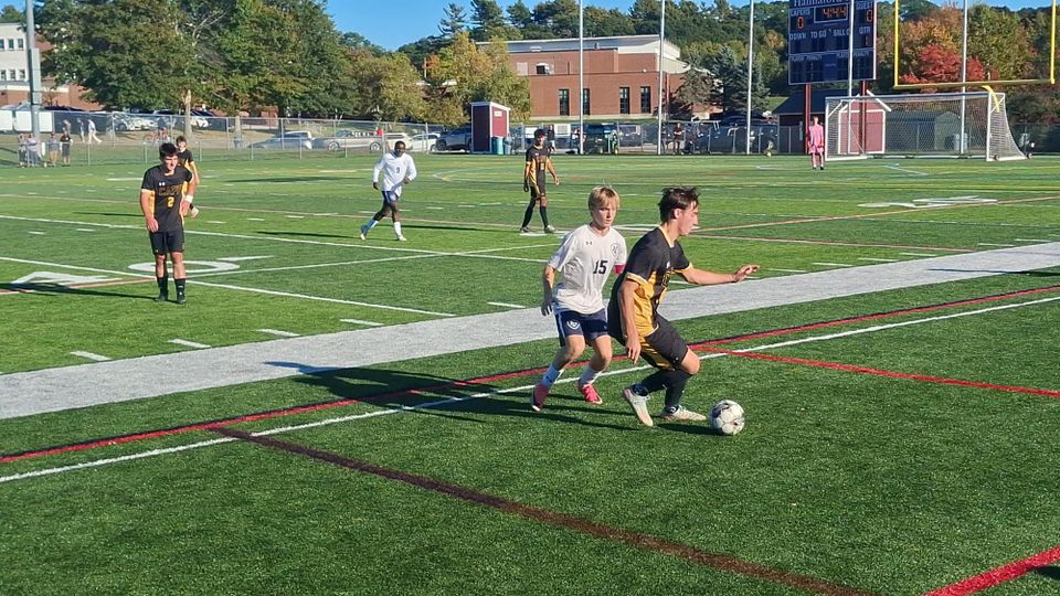 Yarmouth boys strike in second half to win at Cape Elizabeth