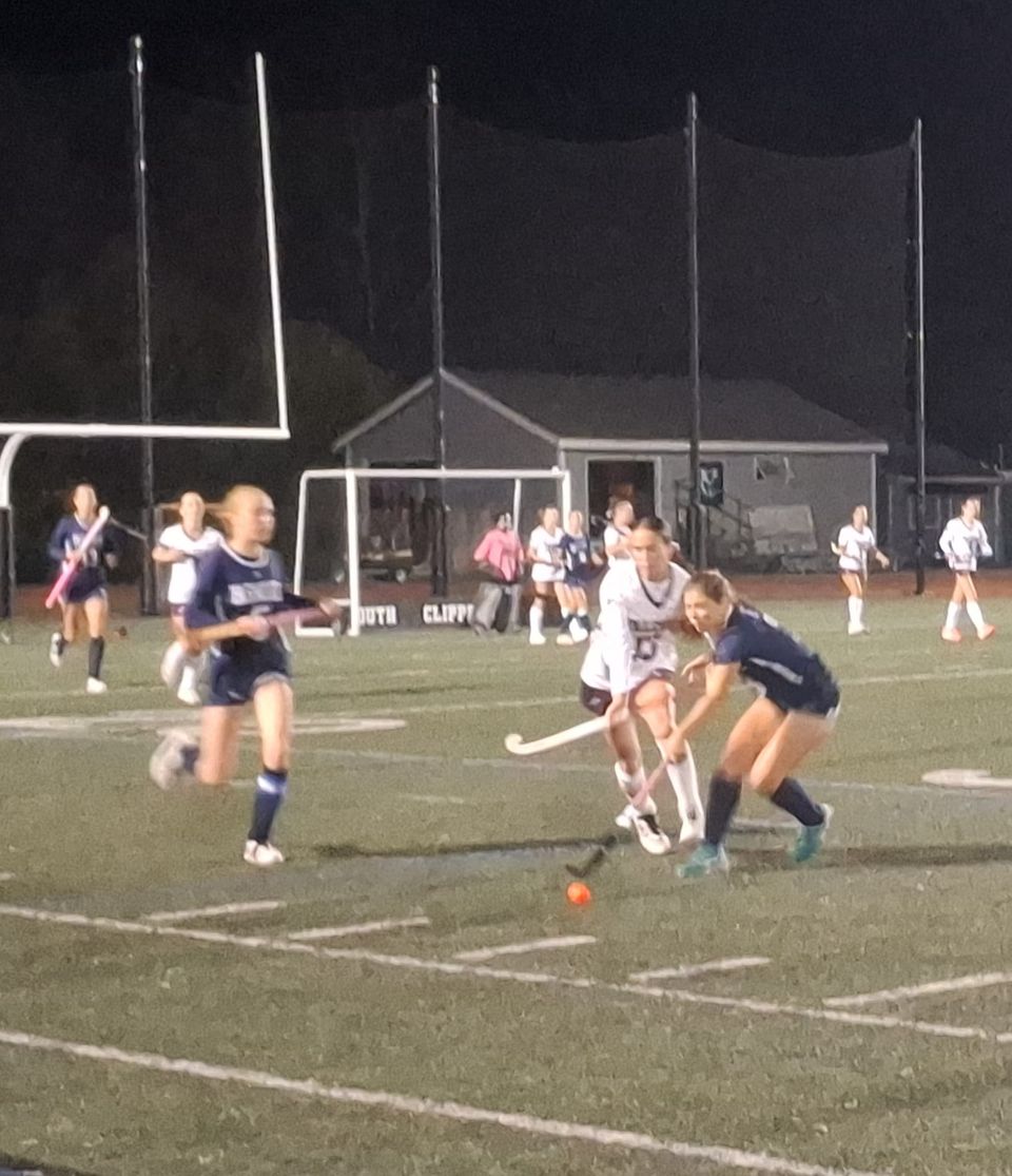 Yarmouth downs Freeport emphatically in playoff rematch