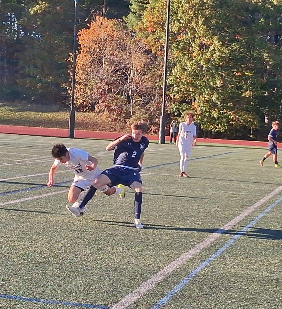 Yarmouth boys pull away for win over Greely in regular season finale, lock up top seed again