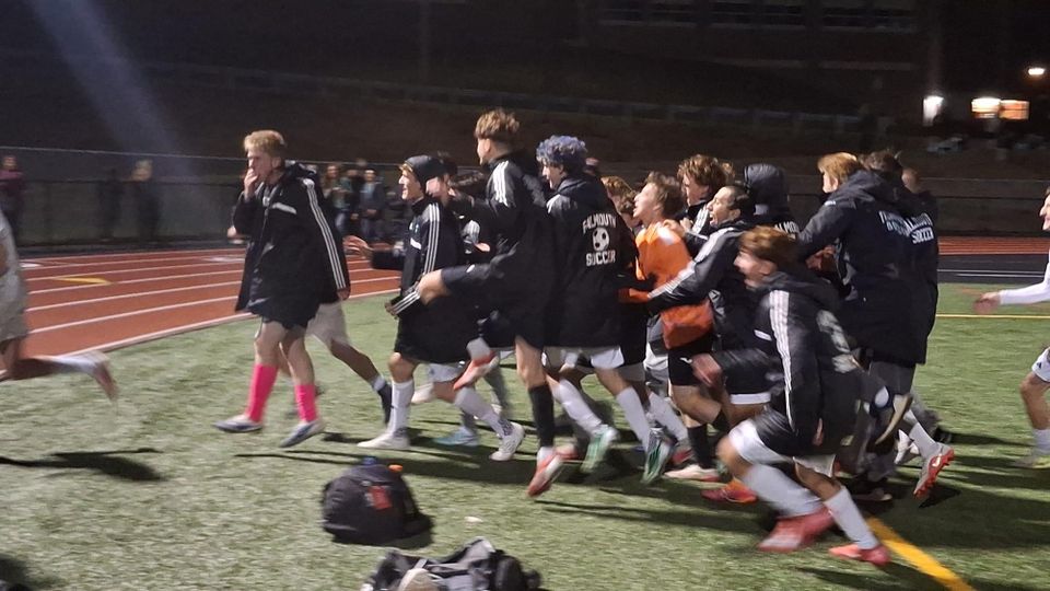 Falmouth boys continue Cinderella run, upsetting Scarborough on PKs in semifinals