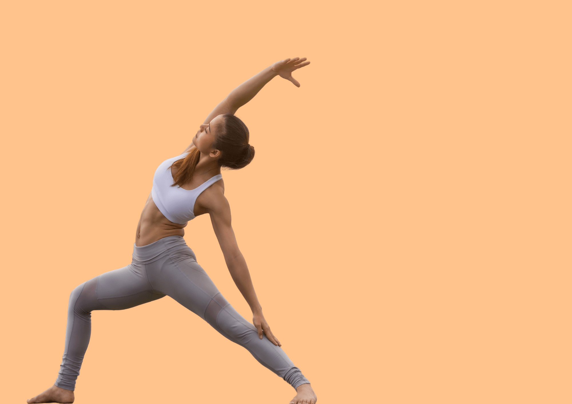 Frau in stehender Yoga Pose.