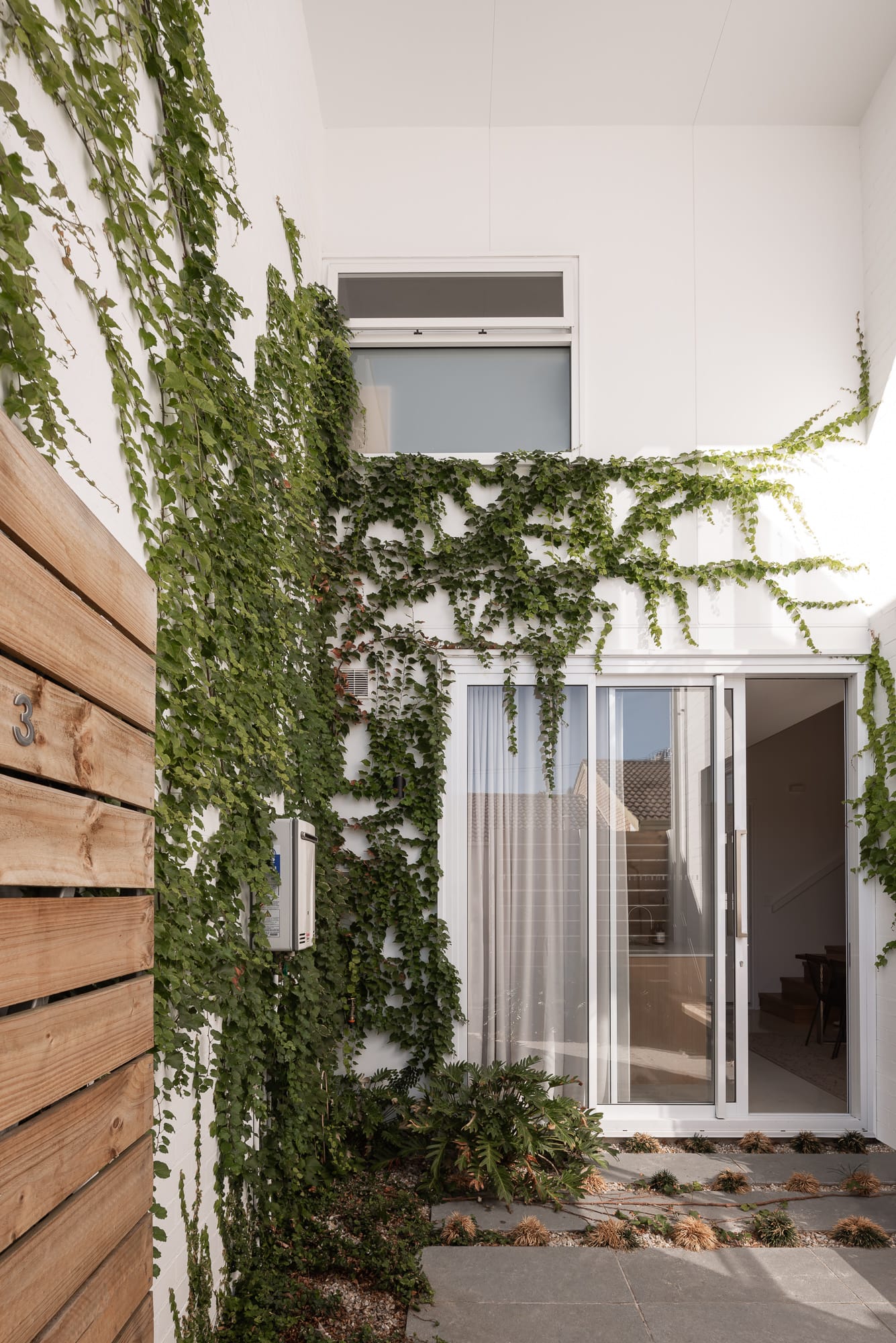 Carrington Street Terraces by MDC Architects.
