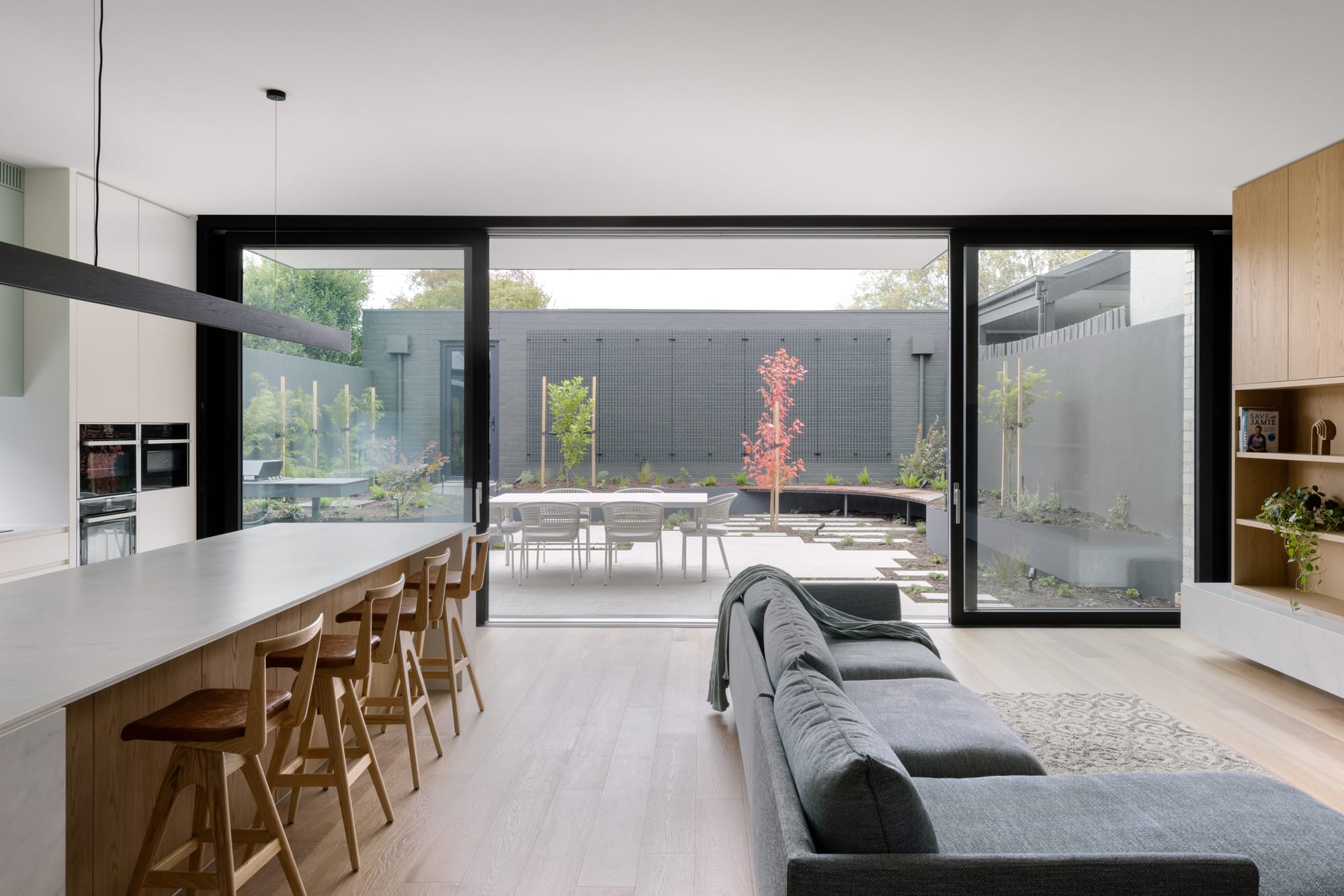 Auburn Residence by Chan Architecture. Photography by Elise Scott. Rear facade of double storey contemporary home. 
