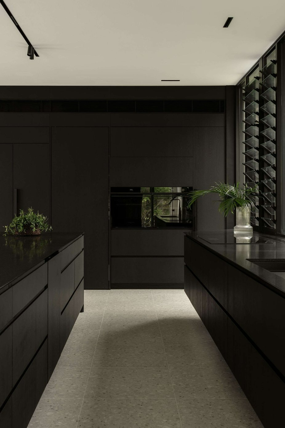 Blackwood Doonan by Sarah Waller Architecture. Photography by Alyne Media.