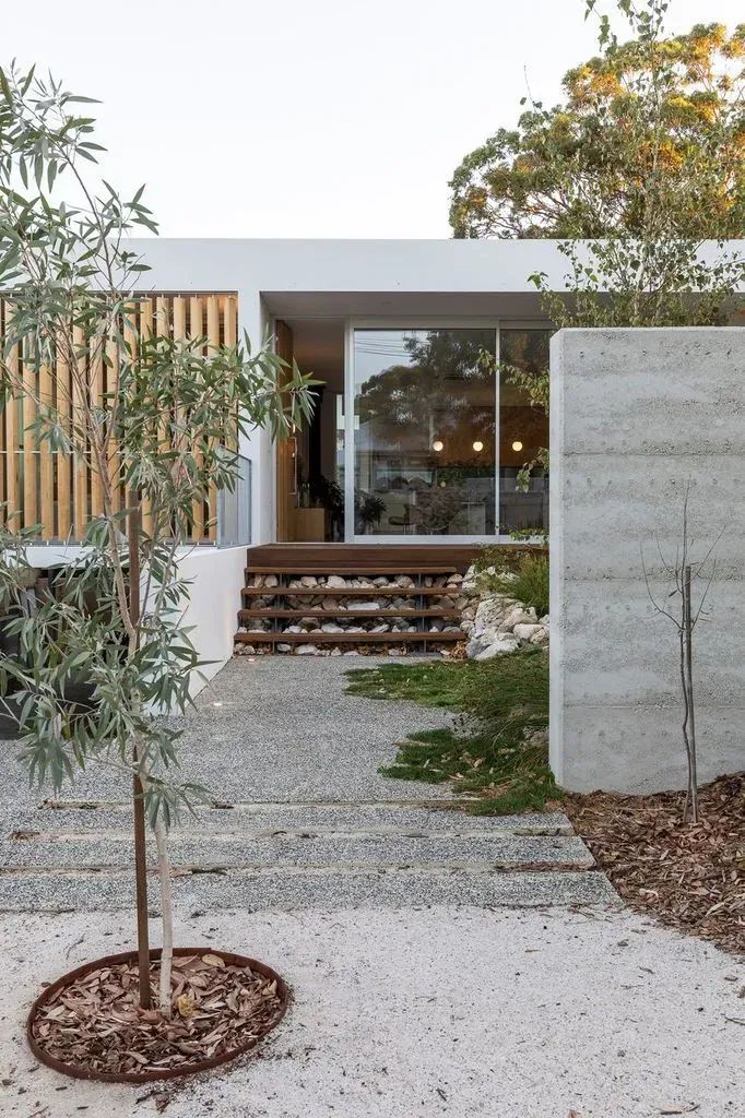 Haldane by Orielle Pearce Design