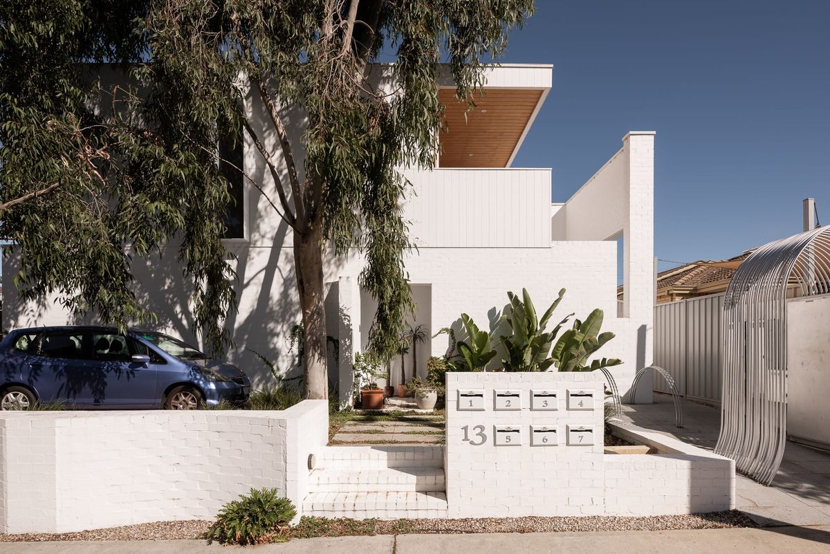 Carrington Street Terraces by MDC Architects. Facade view from street. 