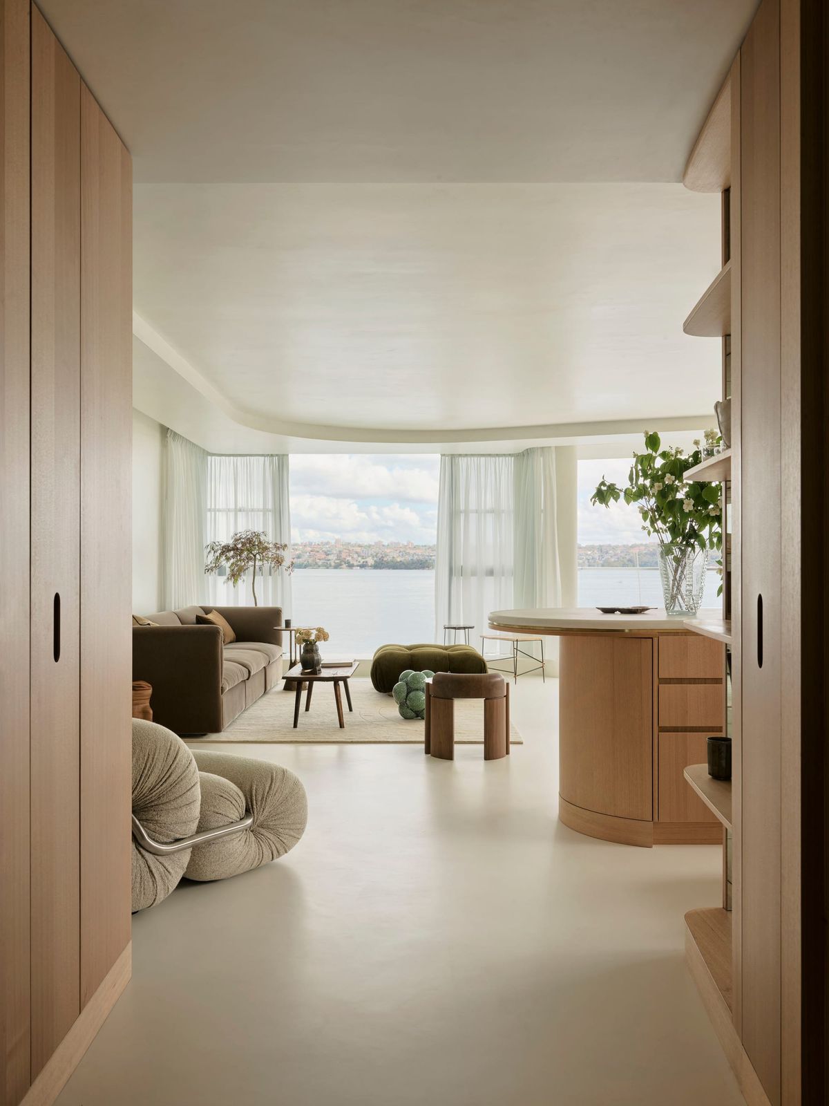 Tasmanian Timber Series: Darling Point Apartment. Photography by Anson Smart. 