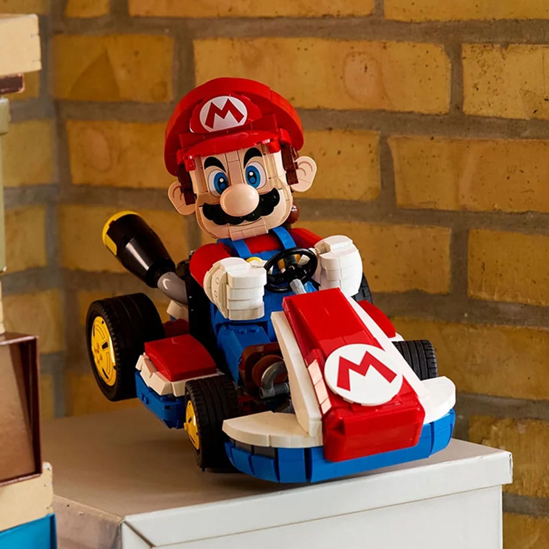 Face on image of Mario Kart LEGO set