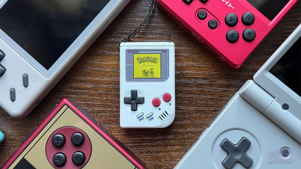 Pokémon Red on the Micro GB