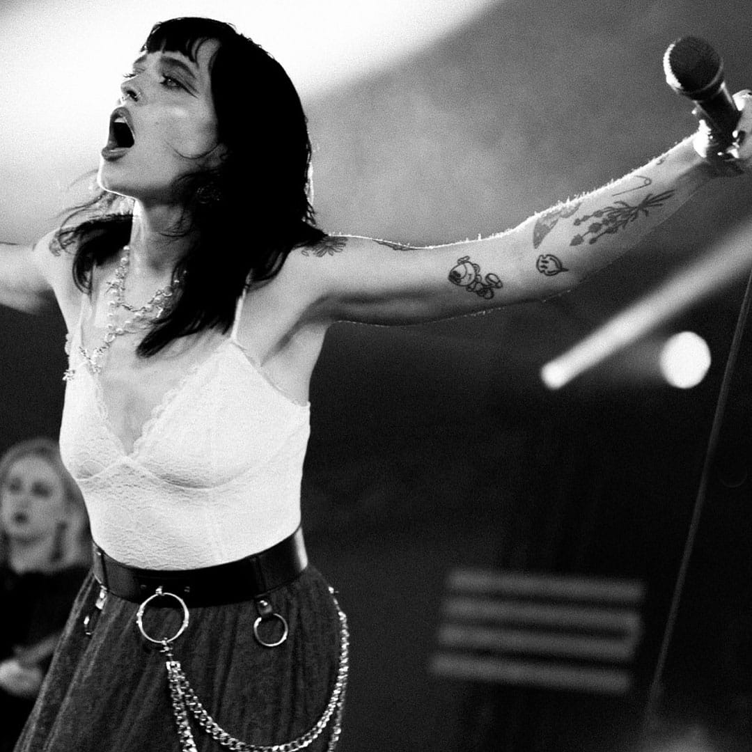 Holly Minto on stage