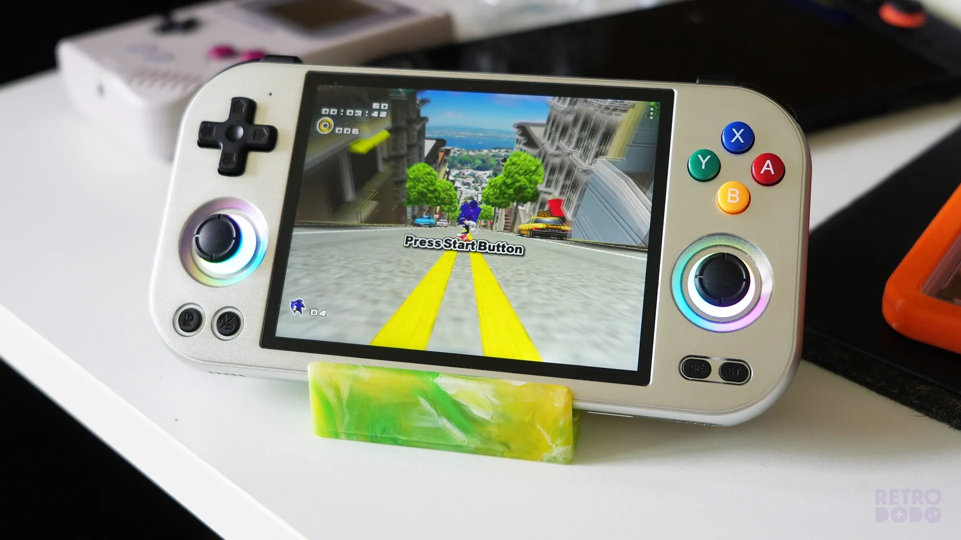 ANBERNIC RG477M Dreamcast