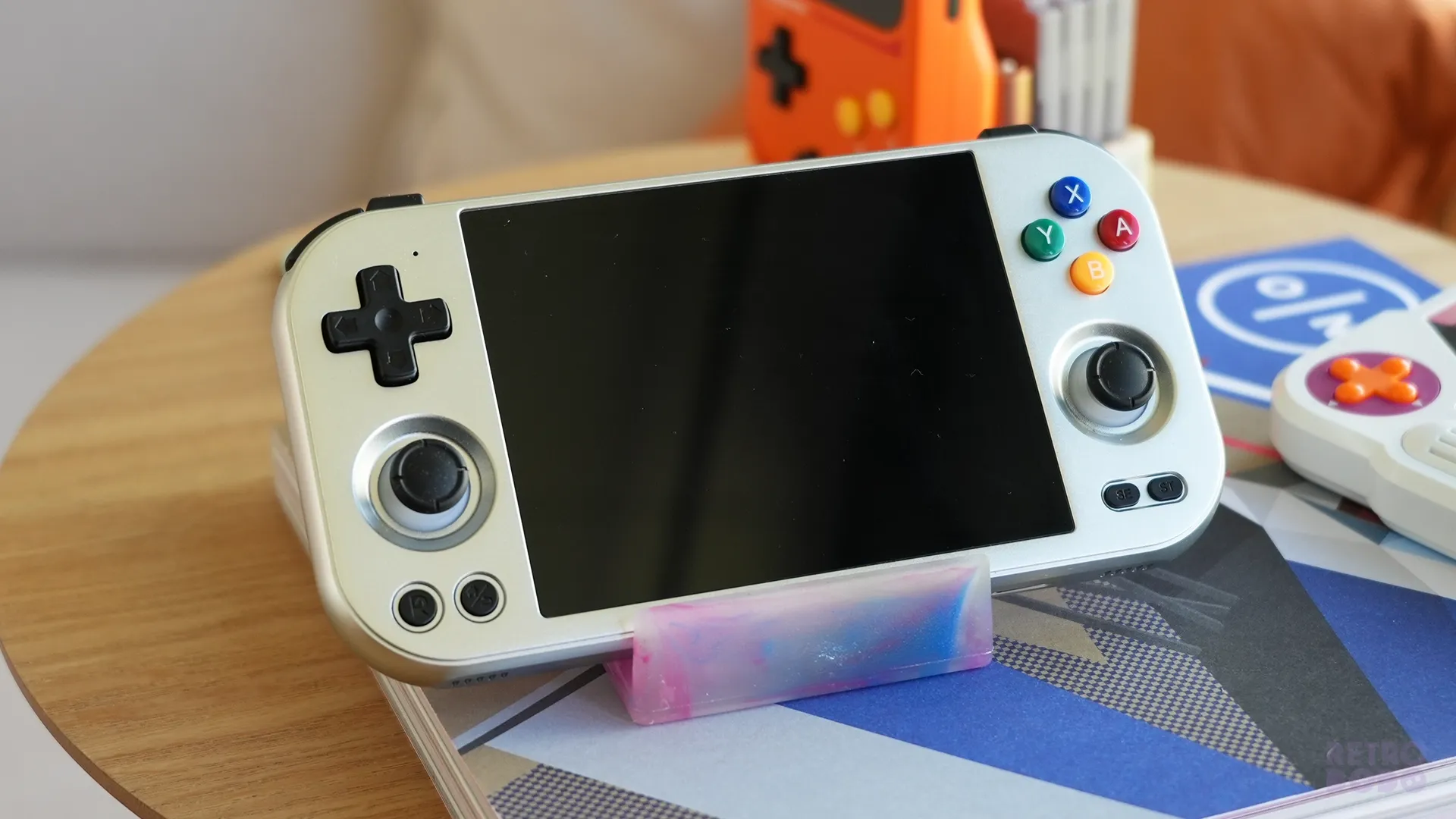 ANBERNIC RG477M Face