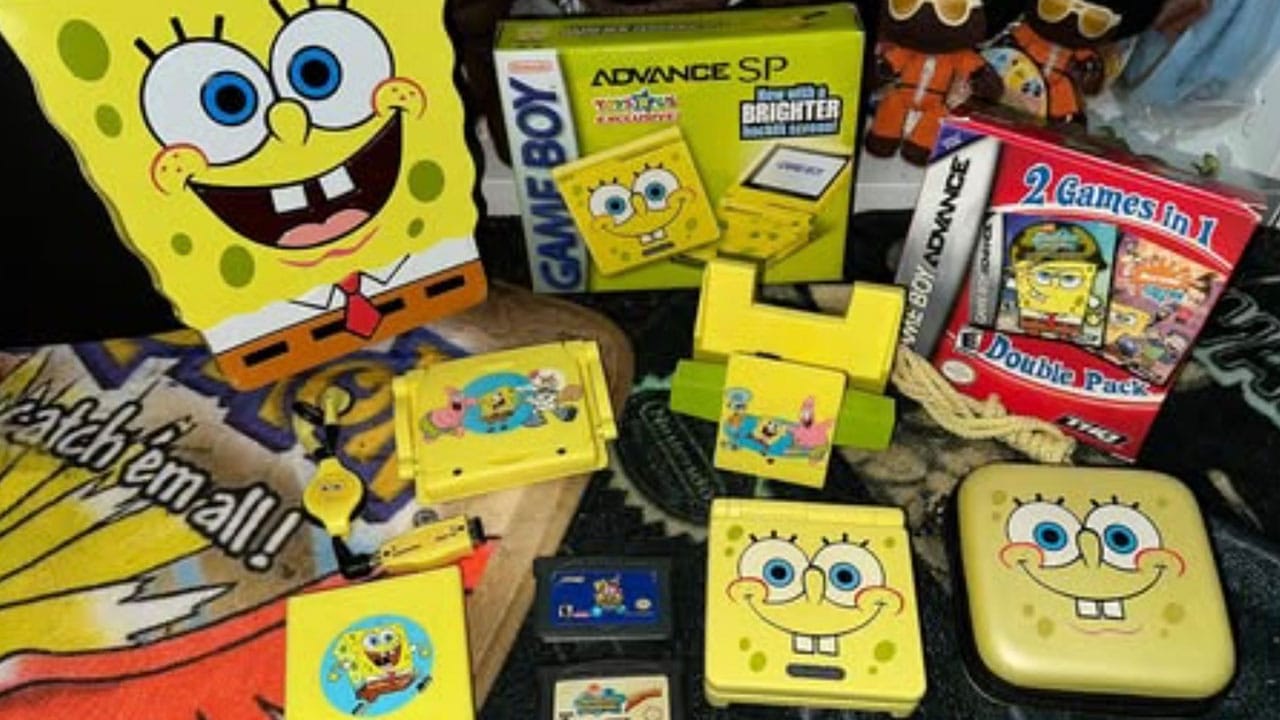 GBA SP Spongebob edition with accessories