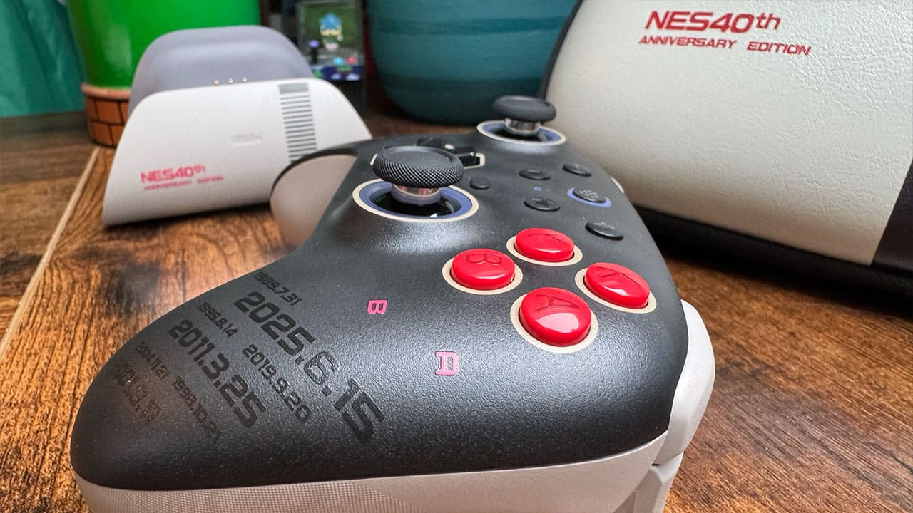 Close up of the red buttons on the Ultimate 2 controller N40 edition