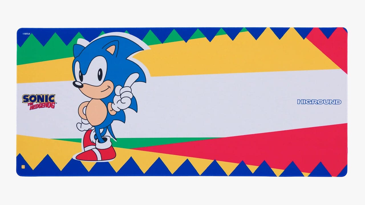 Mousemat with Sonic on it