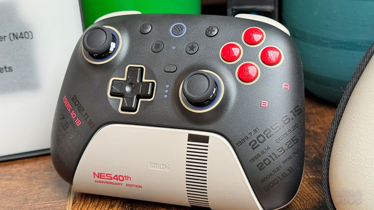 Front facing photo of the NES40th controller
