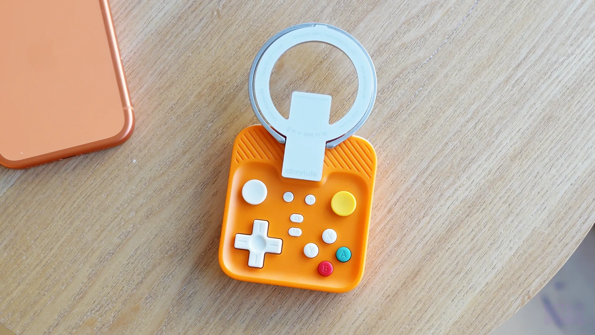 Orange M4 controller from Abxylute