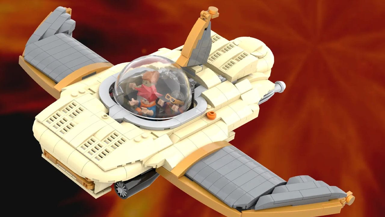 The Epoch time machine in the Chrono Trigger LEGO Set