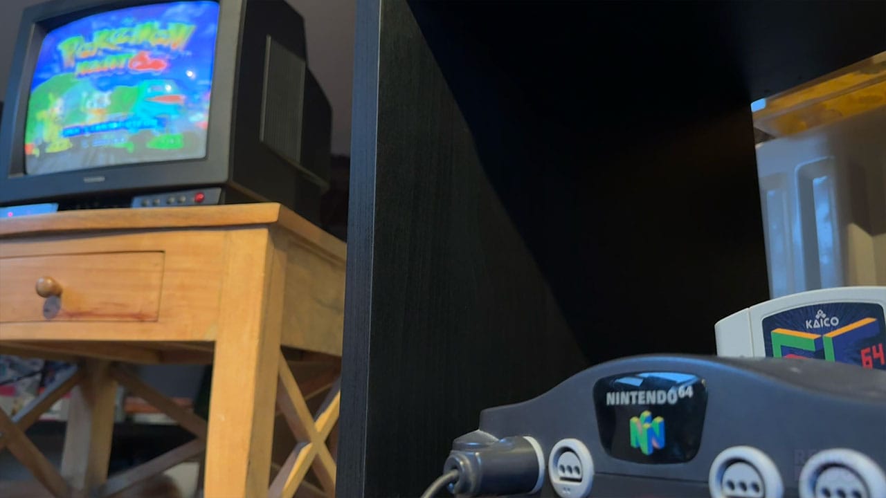 Pokémon Kart on Seb's CRT with a slight view of the N64 and the SC64 to the right of the picture