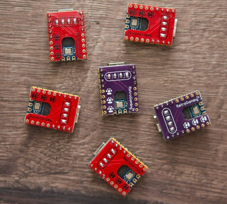 Chips that make up the GB Camera Adapter