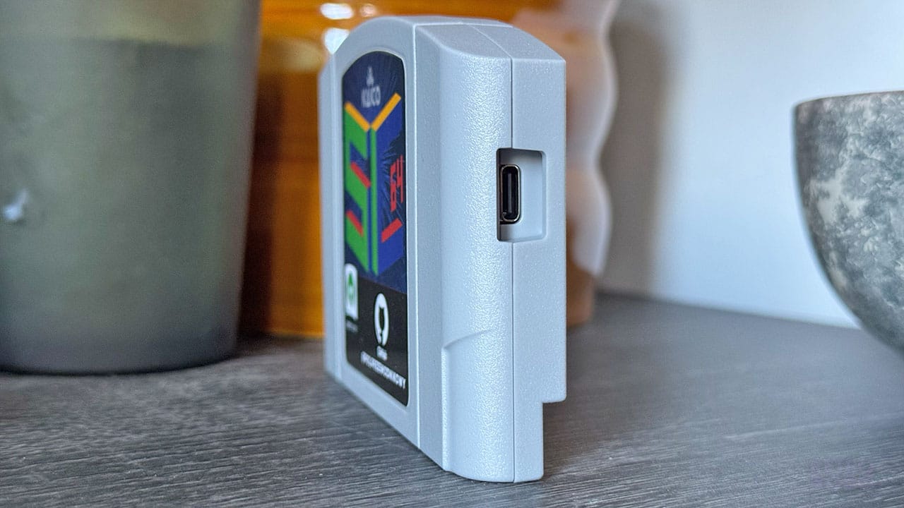 USB-C port in the SC64. We can see the front logo from the side-profile picture