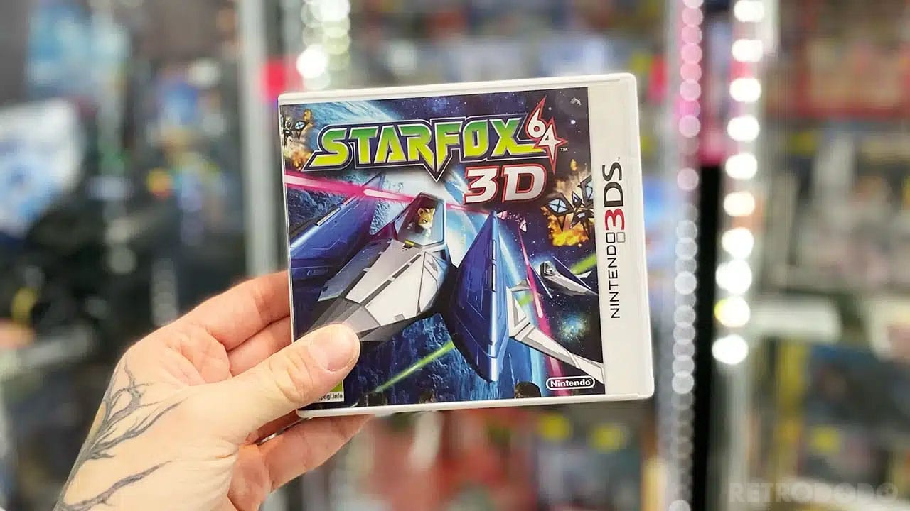Seb holding Star Fox 64 3D