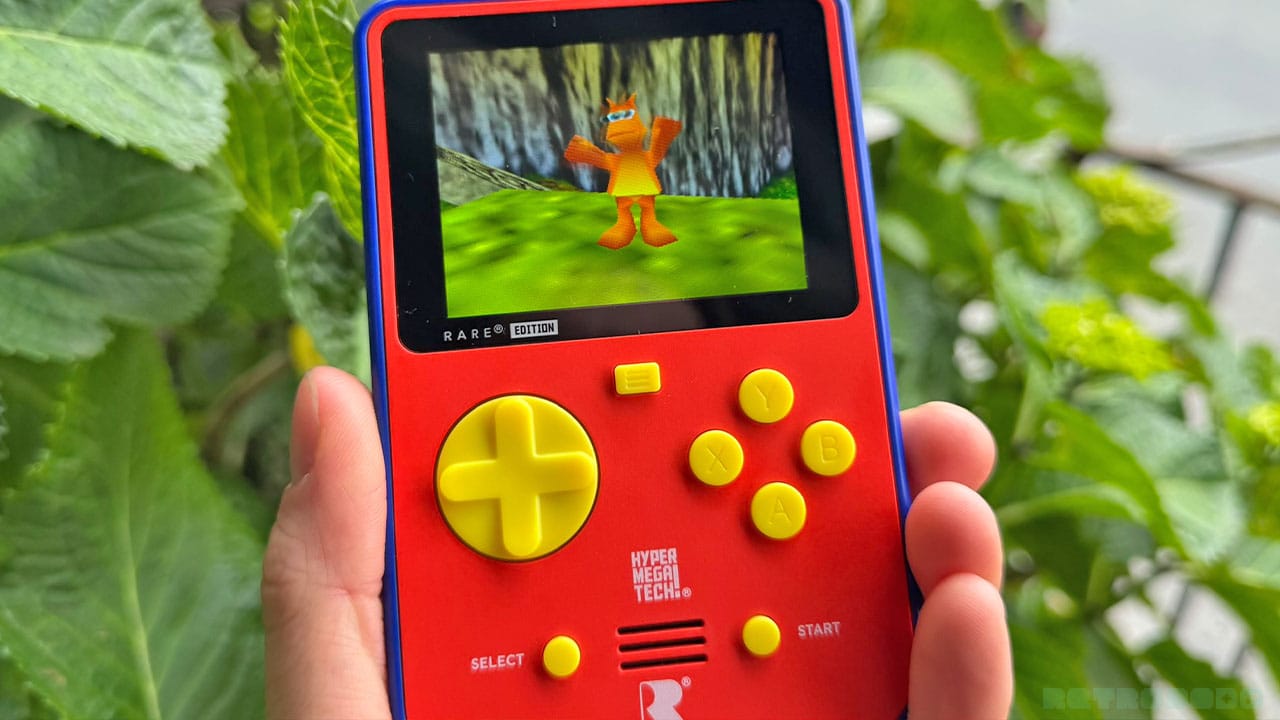Orange Jinjo jumping