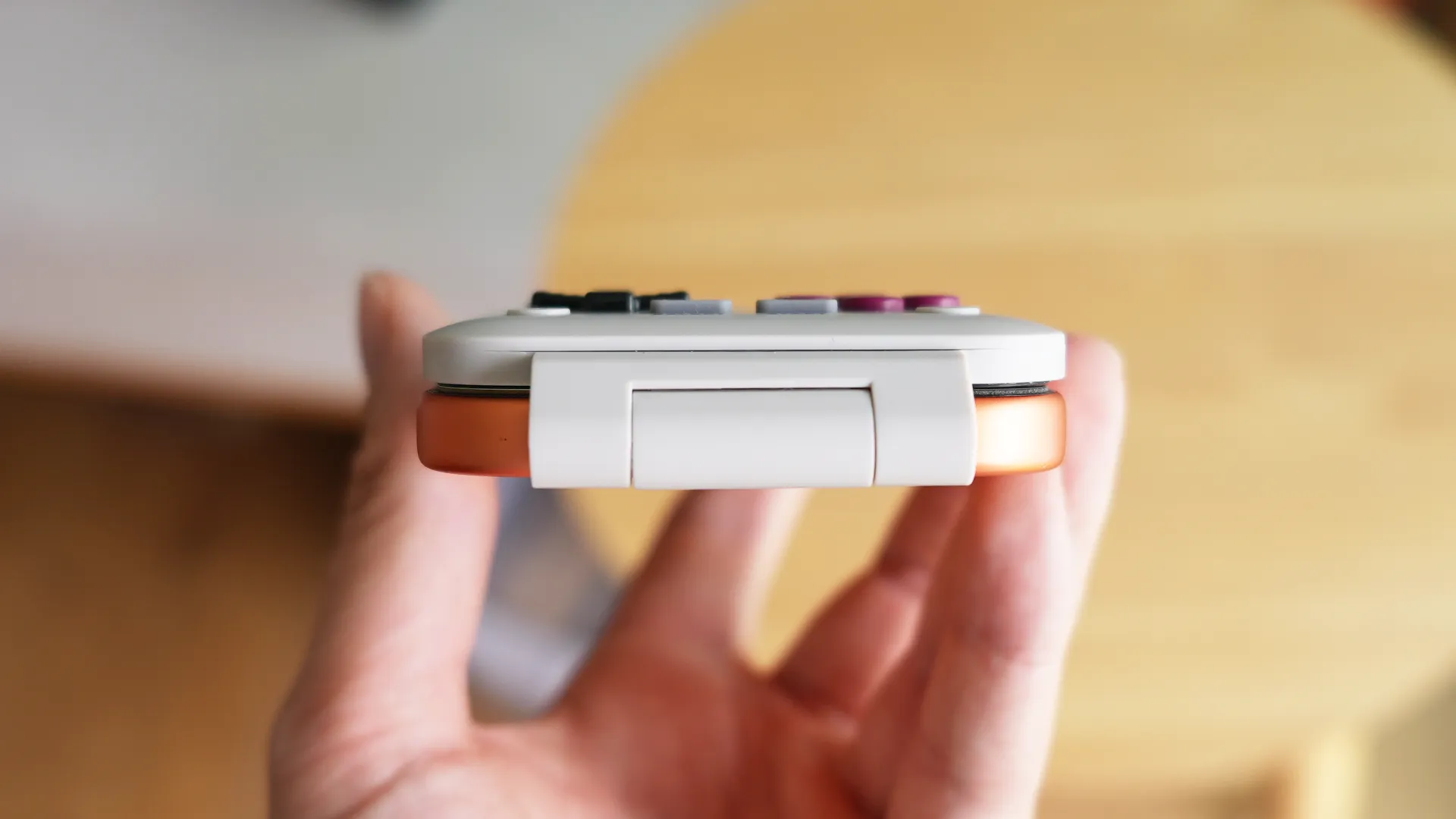 8BITDO FlipPad Bottom